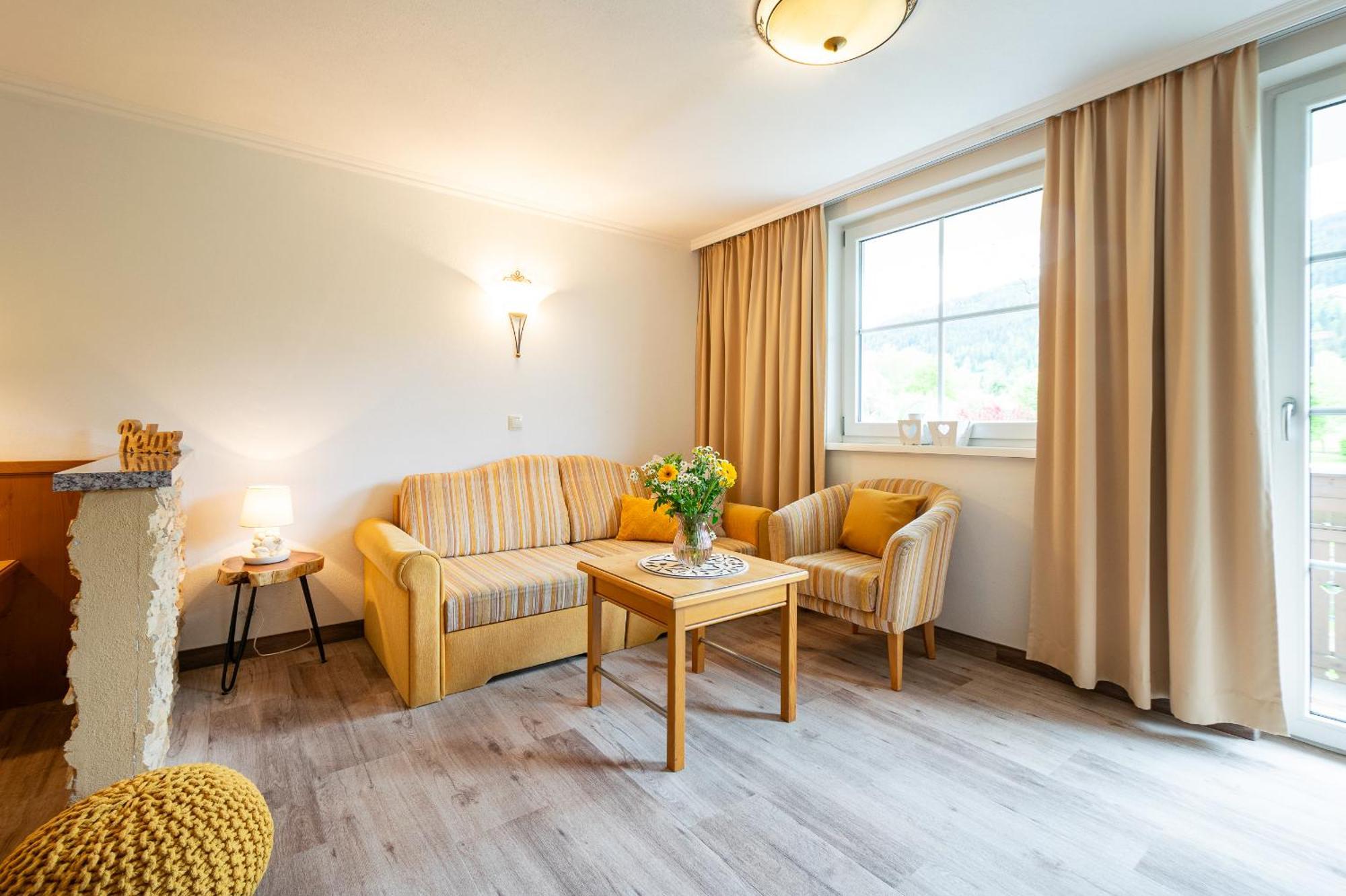 Landhotel Hubengut Bed And Breakfast رادستادت المظهر الخارجي الصورة