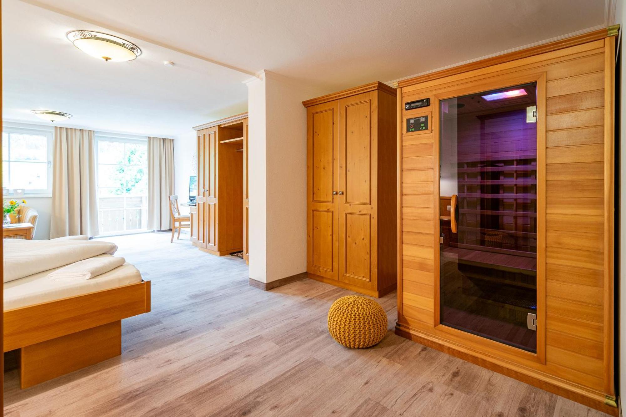 Landhotel Hubengut Bed And Breakfast رادستادت المظهر الخارجي الصورة