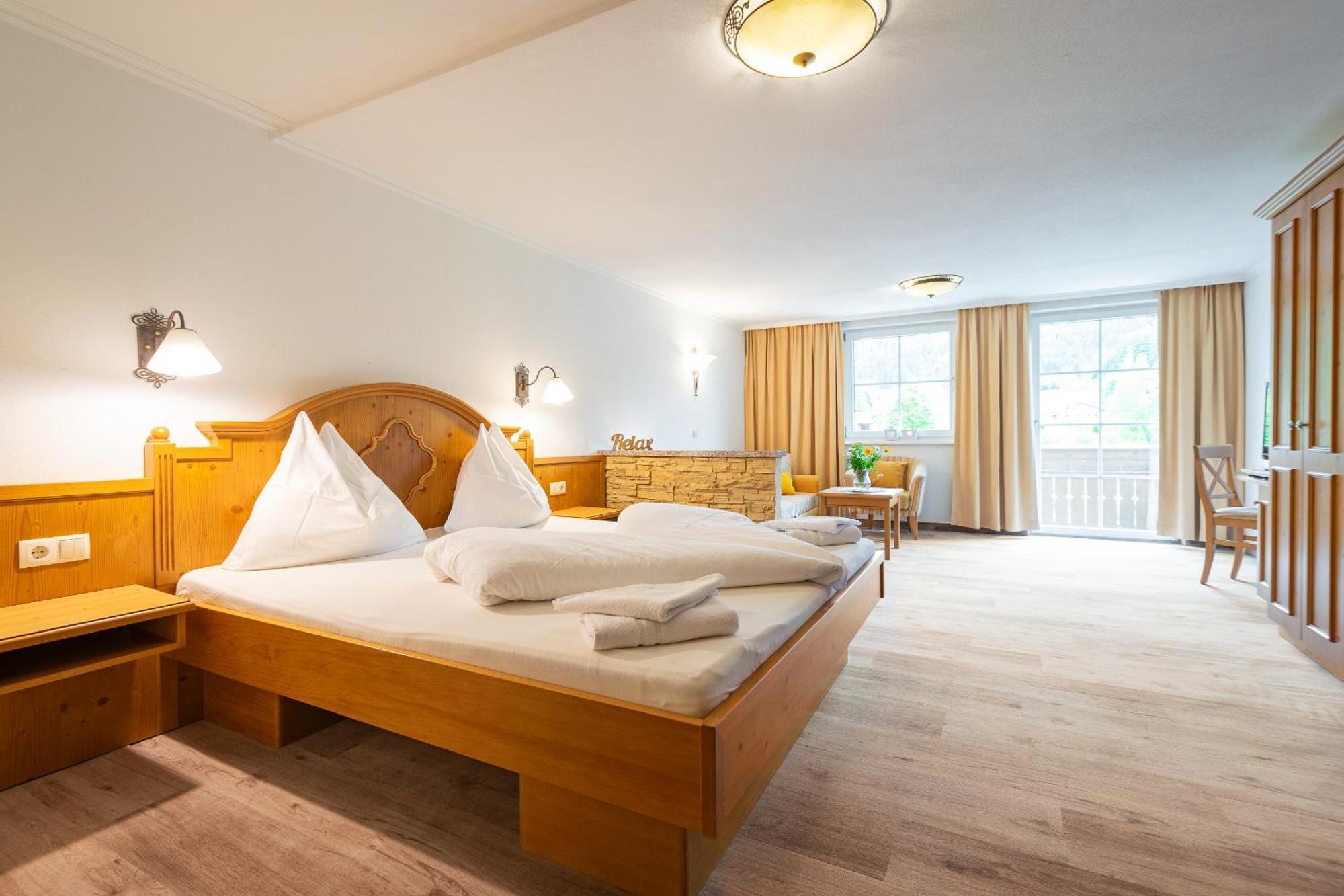 Landhotel Hubengut Bed And Breakfast رادستادت المظهر الخارجي الصورة