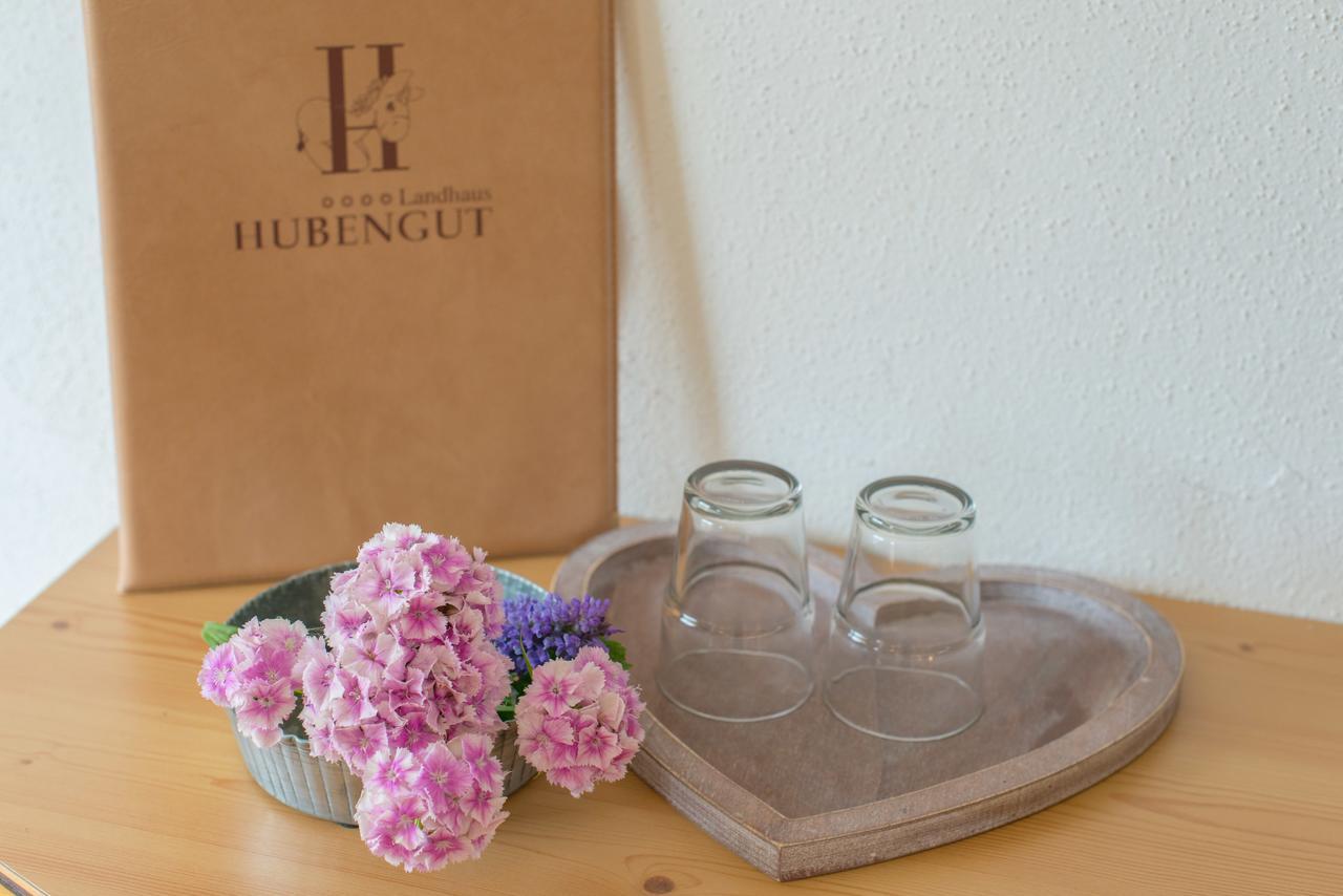 Landhotel Hubengut Bed And Breakfast رادستادت المظهر الخارجي الصورة