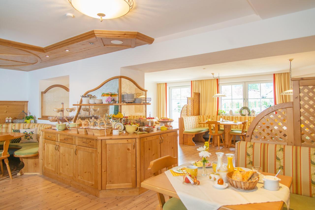 Landhotel Hubengut Bed And Breakfast رادستادت المظهر الخارجي الصورة